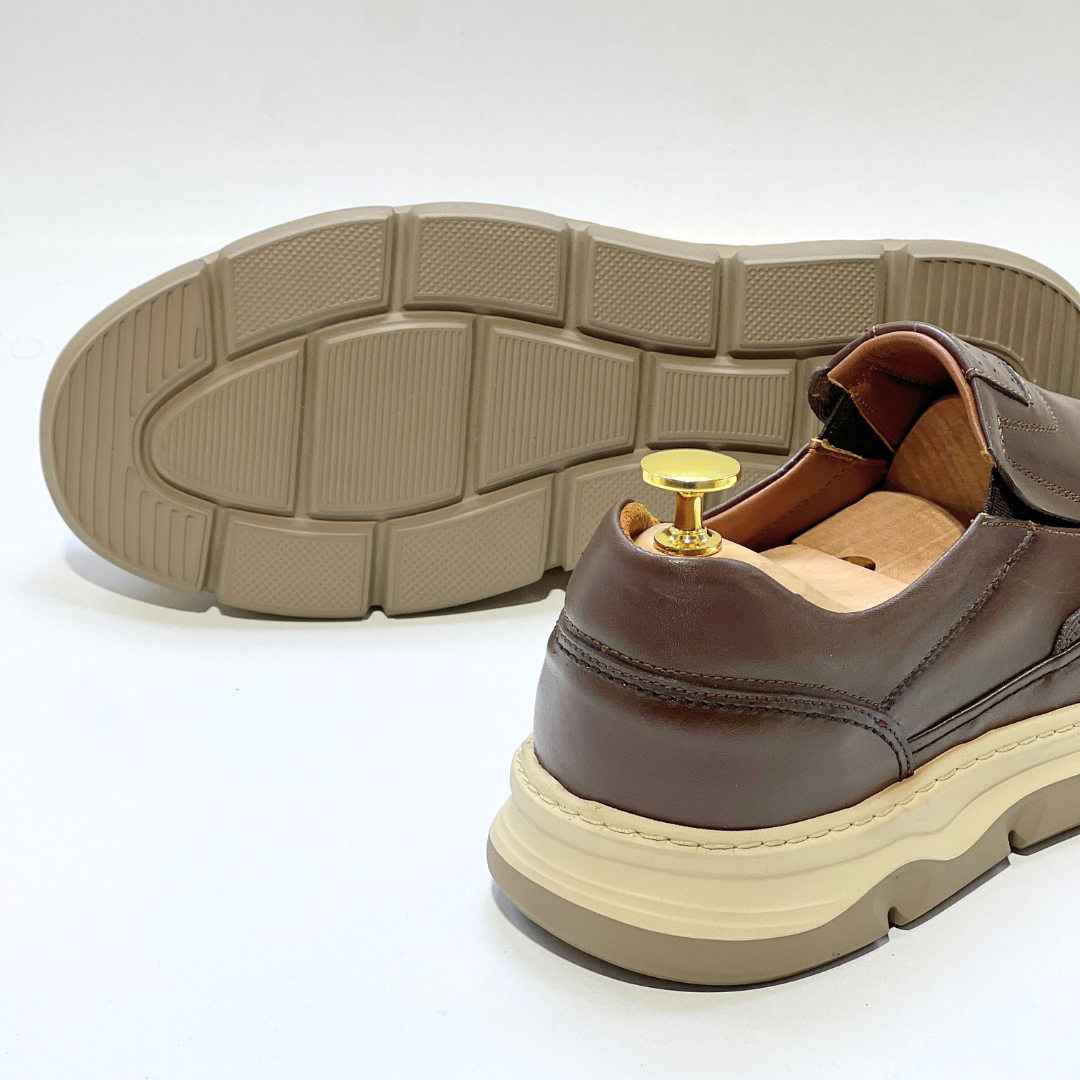 Chaussures Confortables pour Homme 100% Cuir Médical MARRON REF AZ1032