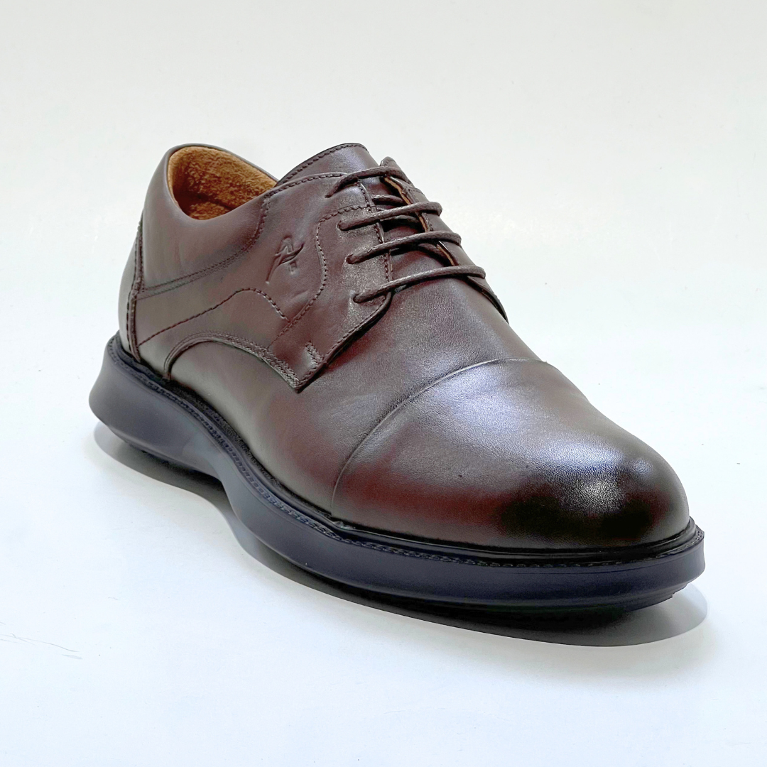 CHAUSSURES Médical 100% EN CUIR VÈRITABLES MARRON Ref 051